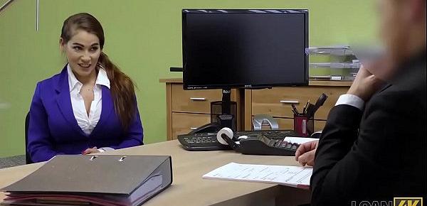LOAN4K. Fraulein Mischel Lee hat alles Geld fur Brsste ausgegeben und gibt sie jetzt zurück